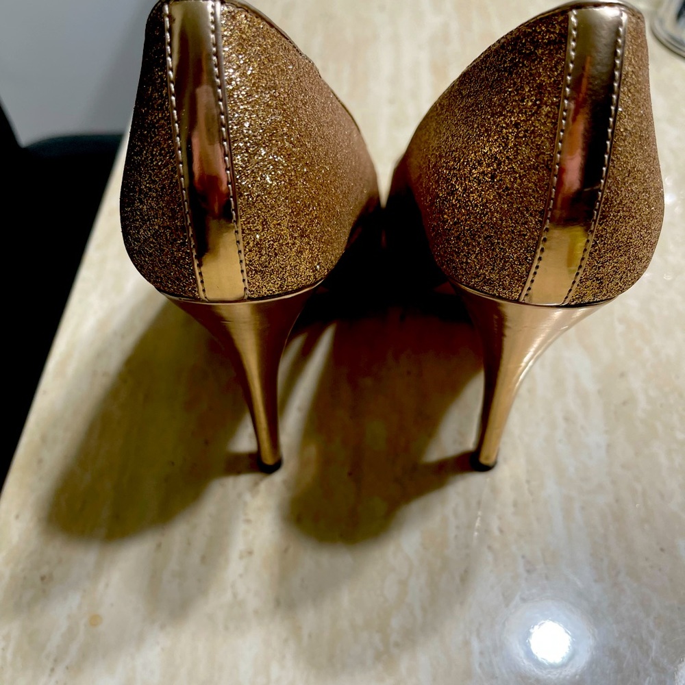 Size 9. New never woren